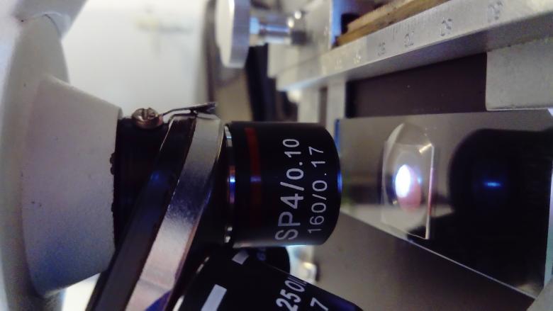 Microscope 