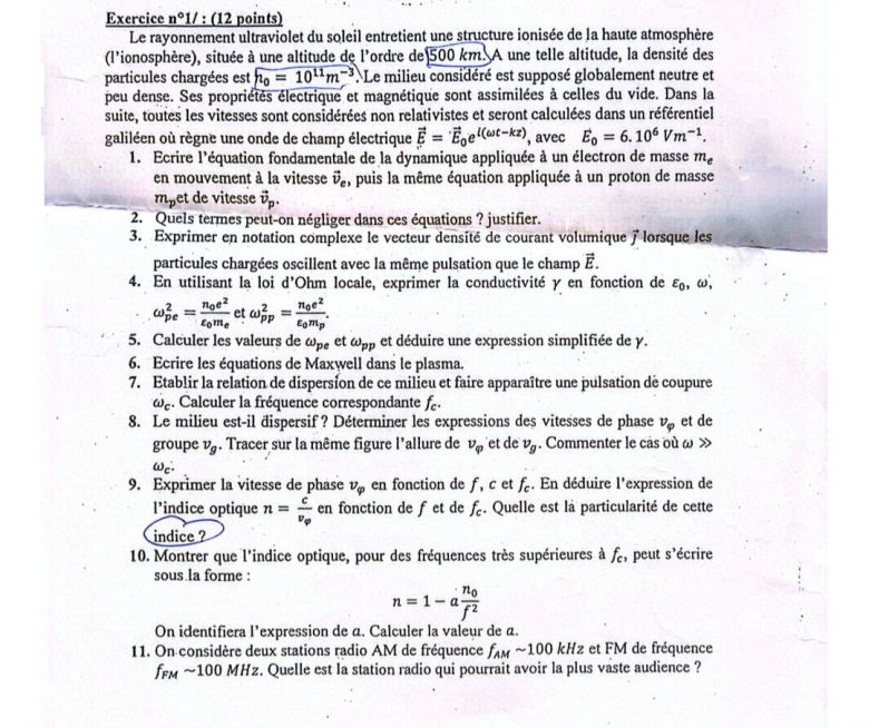 Electromagn�tisme dans la mati�re�Densit� d\'�lectrons&Altit